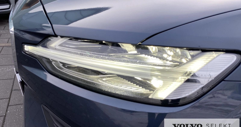 Volvo V60 cena 99999 przebieg: 135677, rok produkcji 2019 z Nekla małe 326